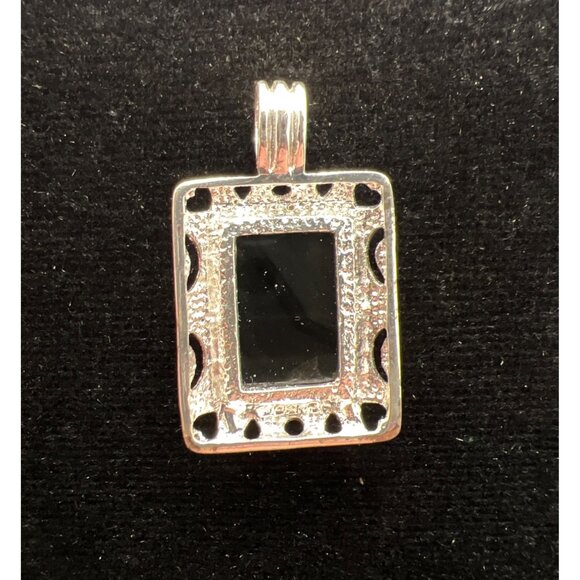 Vintage Silver Cameo Portrait Pendant Decorative Jewelry - Picture 5 of 7